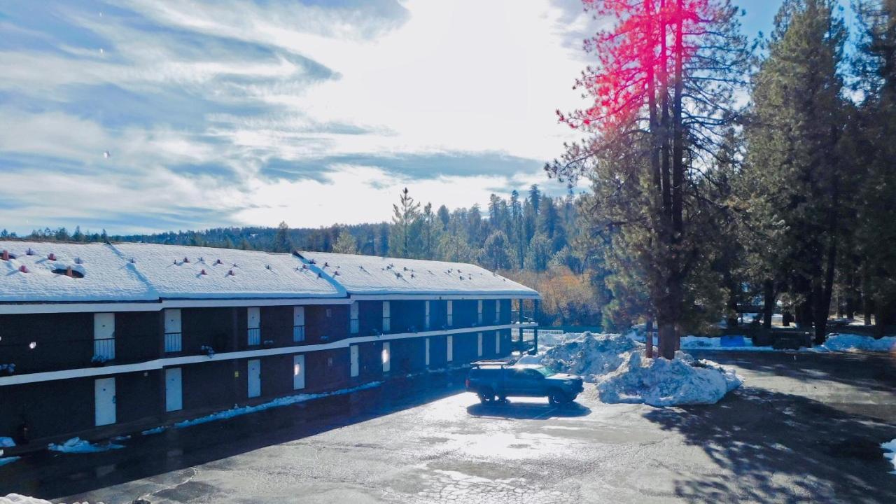 Travelodge By Wyndham Big Bear Lake Ca Exterior foto