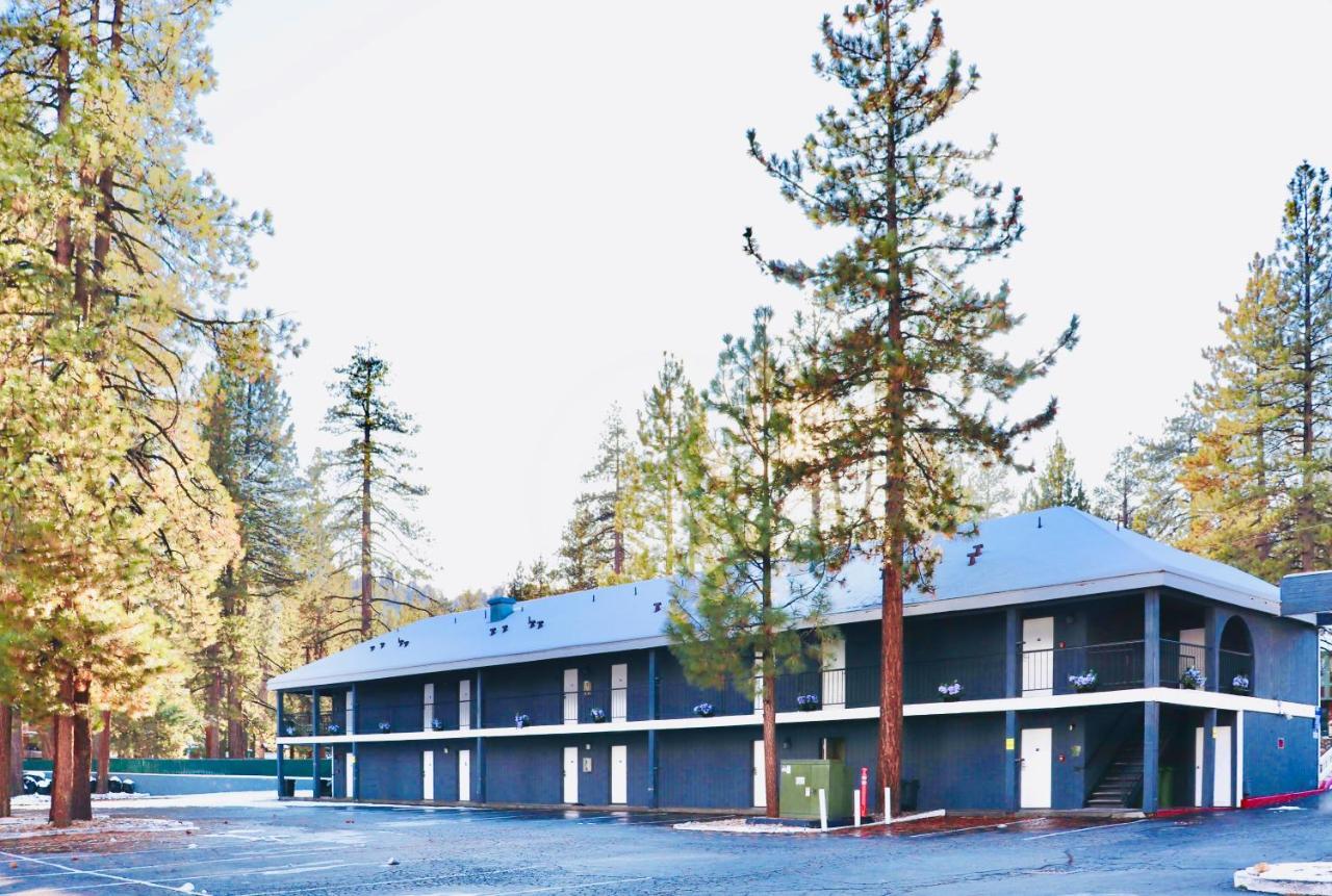 Travelodge By Wyndham Big Bear Lake Ca Exterior foto
